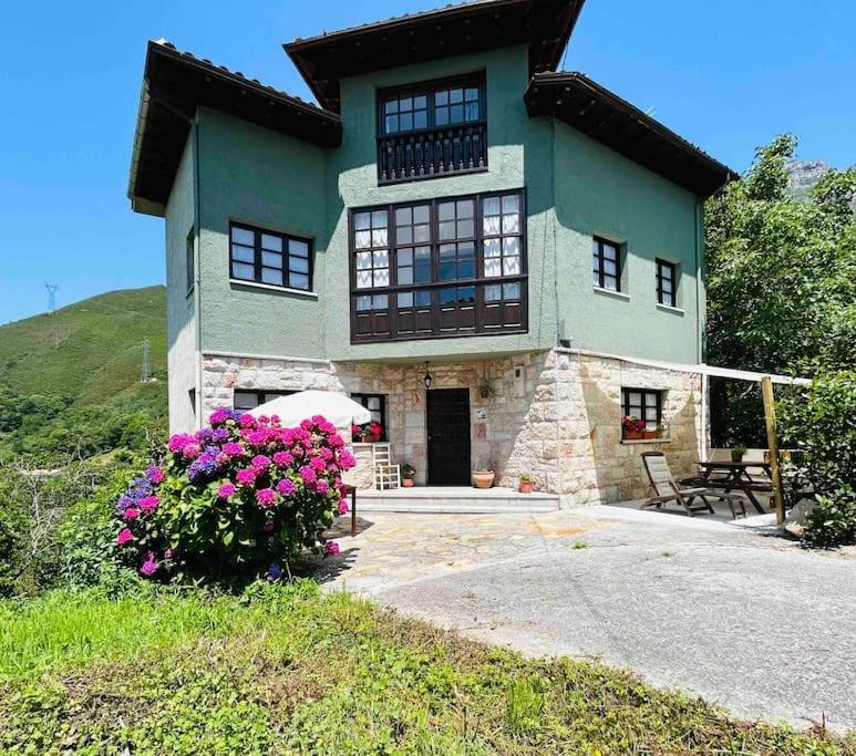 Acogedora Casa En Arangas Cabrales Villa Arenas De Cabrales Bagian luar foto